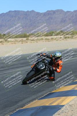 media/Mar-24-2025-Moto Forza (Mon) [[57ce5c5cff]]/1-Advanced Group/Session 3 (Turn 6 Inside)/